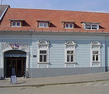 Várkapu Panzió Eger Esterno foto